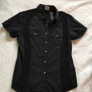 Harley Davidson medium black button up top